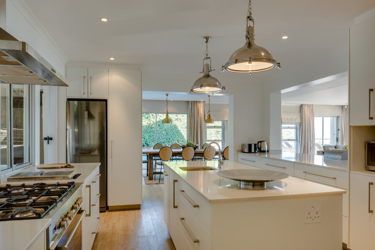 15 Woodford